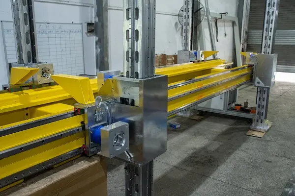 16-axis manipulator